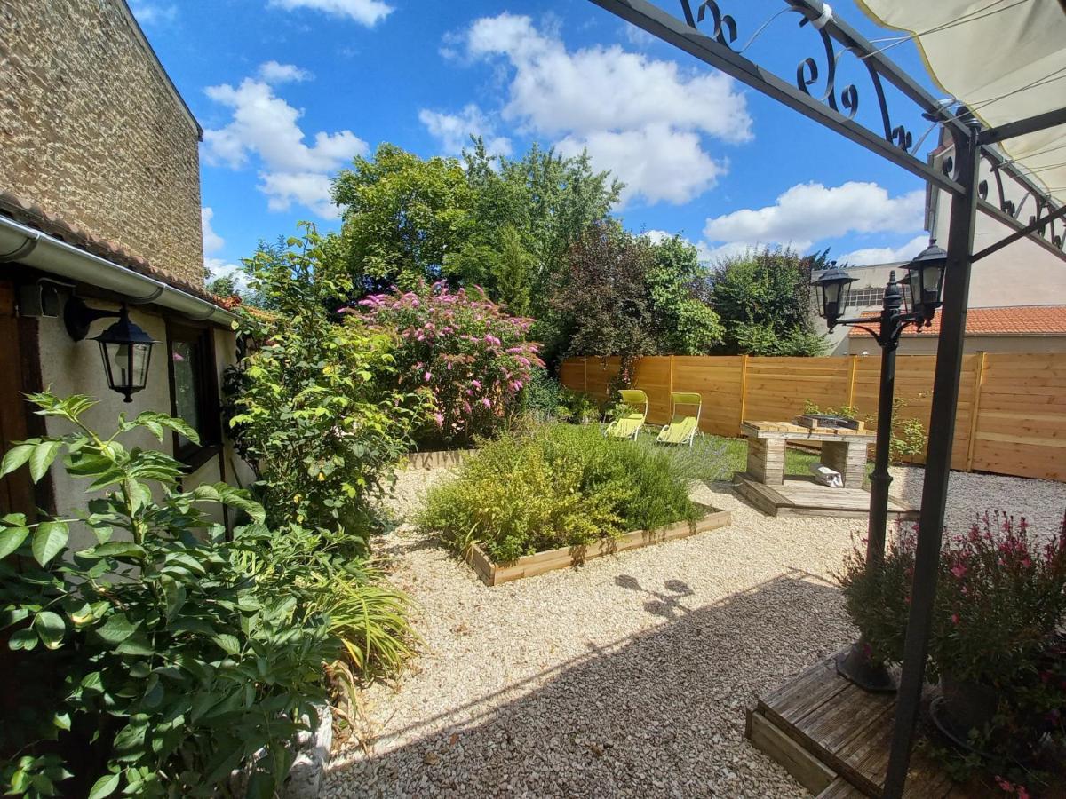 Suite Eden Avec Jacuzzi Prive Chaumont  Bagian luar foto